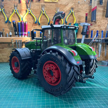 Carregar imagem no visualizador da galeria, Trator Fendt 1050 Vario RC + Brinde Carreta Basculante - QUEIMA DE ESTOQUE